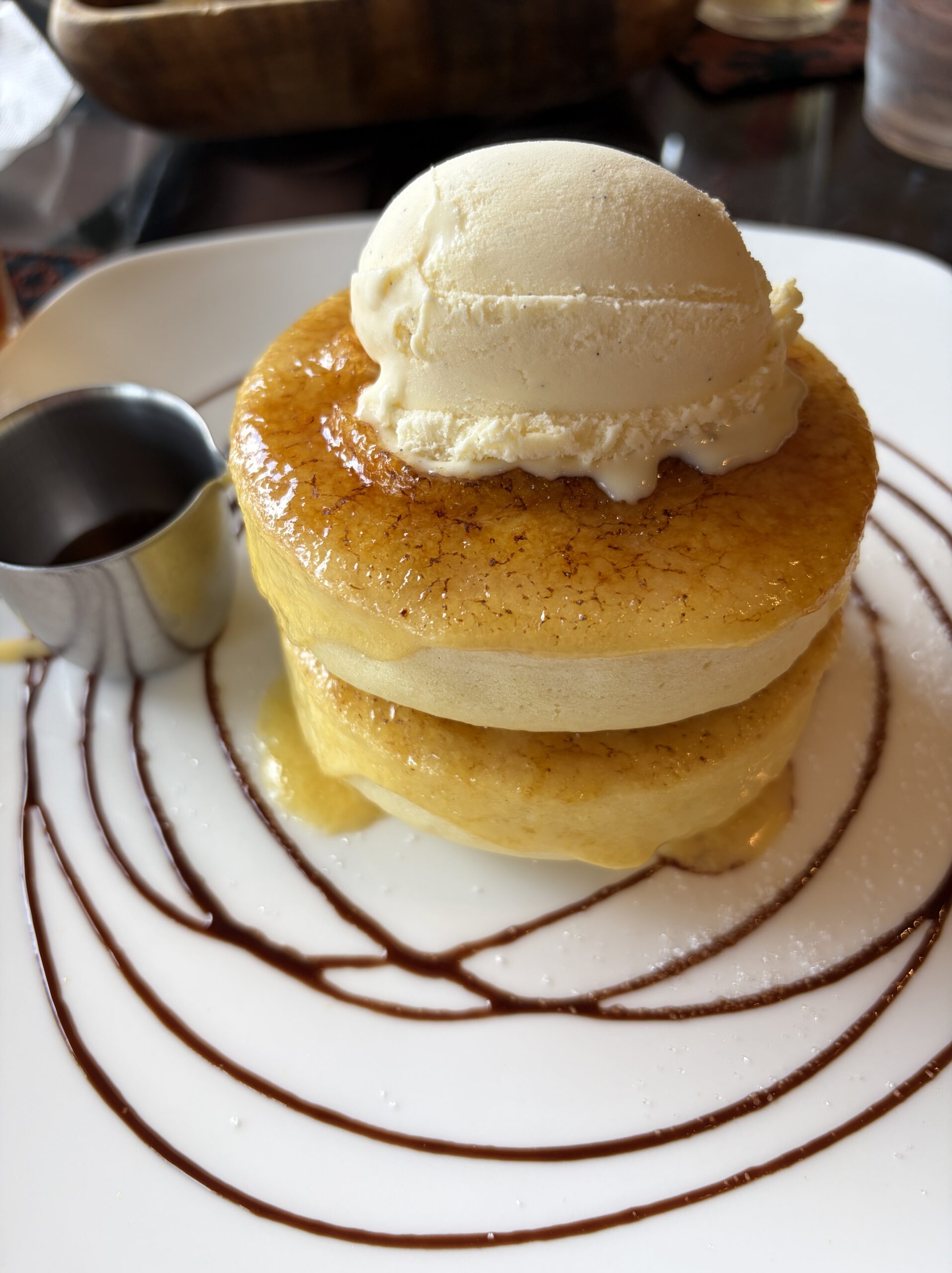 apartment.m cafe ブリュレパンケーキ バニラアイスのせ