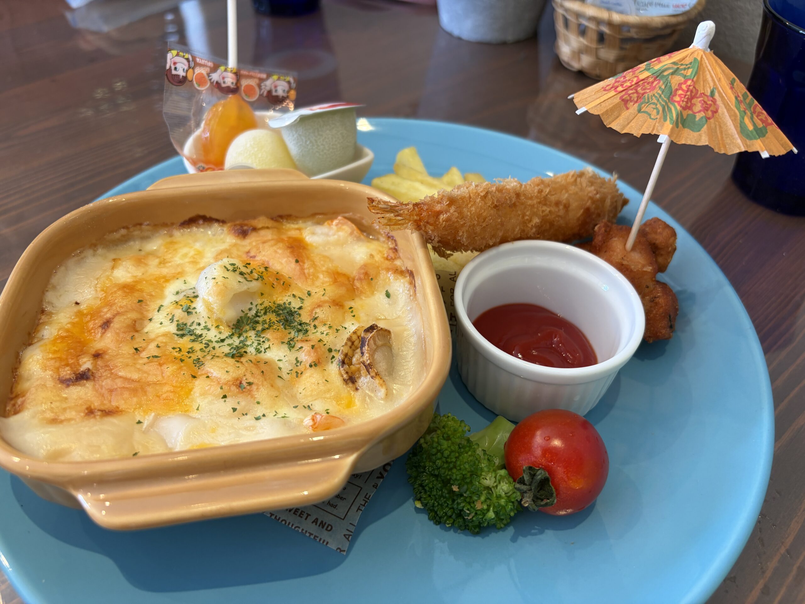 カフェシュシュ滝不動 キッズドリアプレート シーフードドリア