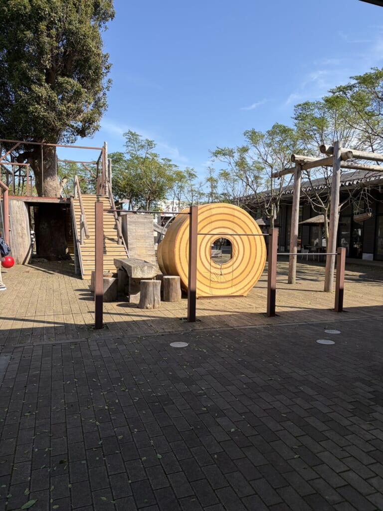 成田ファームランドの遊具の広場